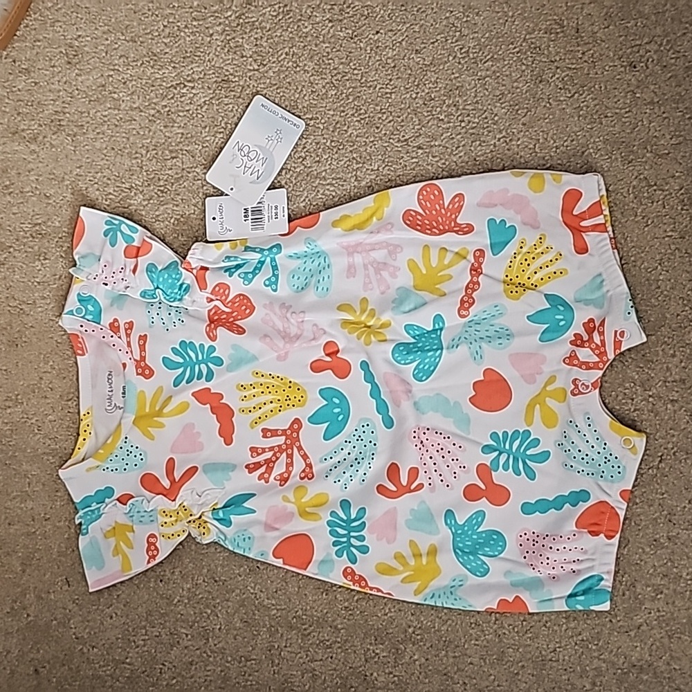 NWT 🌙 Mac & Moon 18m romper ith ruffle sleeves.